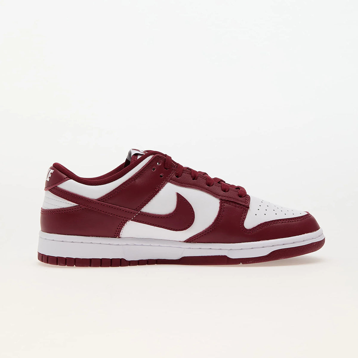 Nike dunk low team red