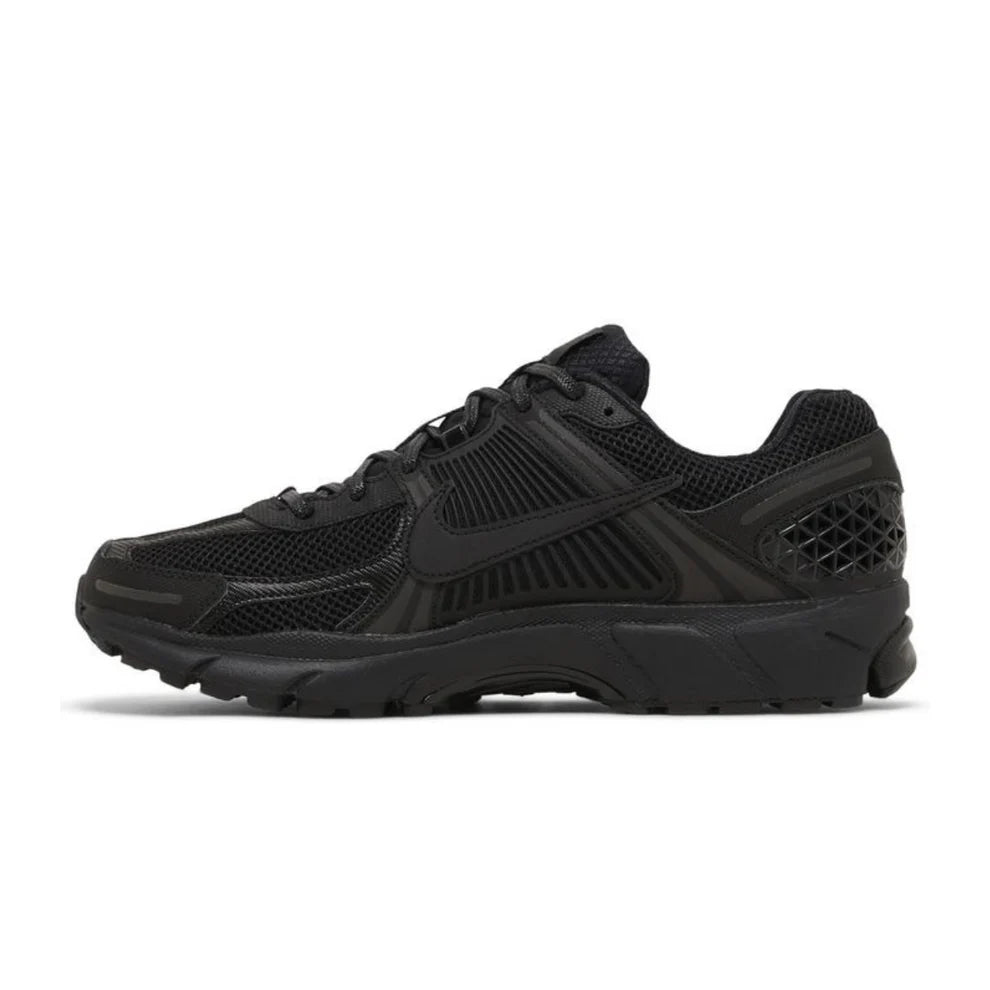 Nike Air Zoom Vomero 5 Triple Black