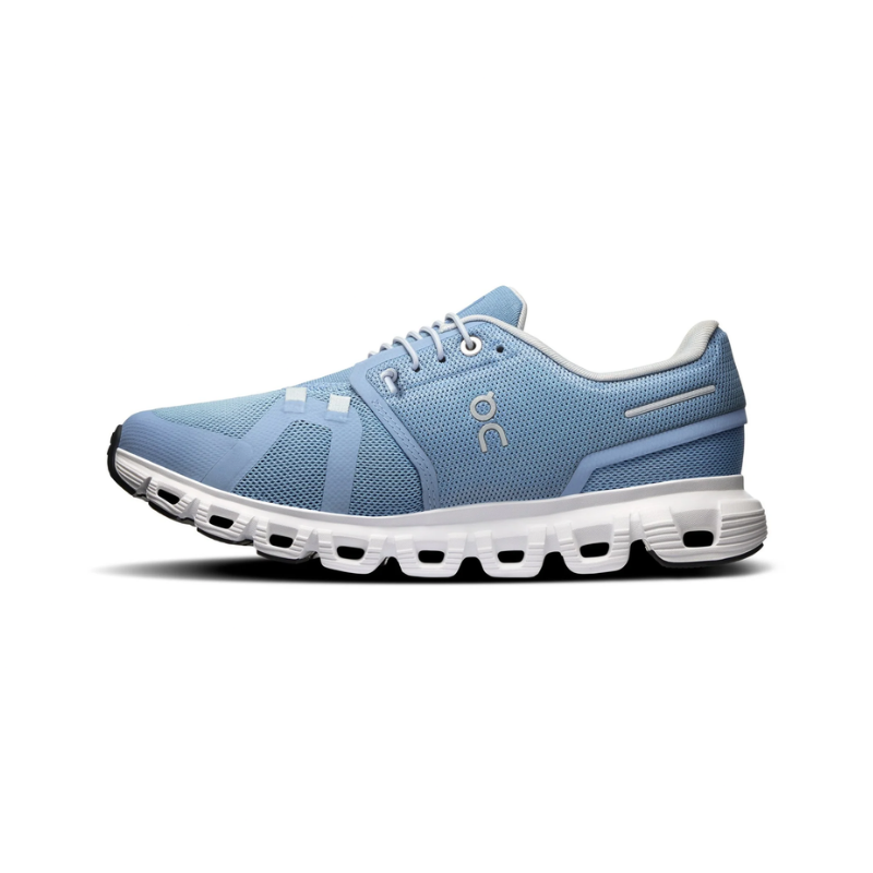 On Cloud 6 running Light/Blue/White