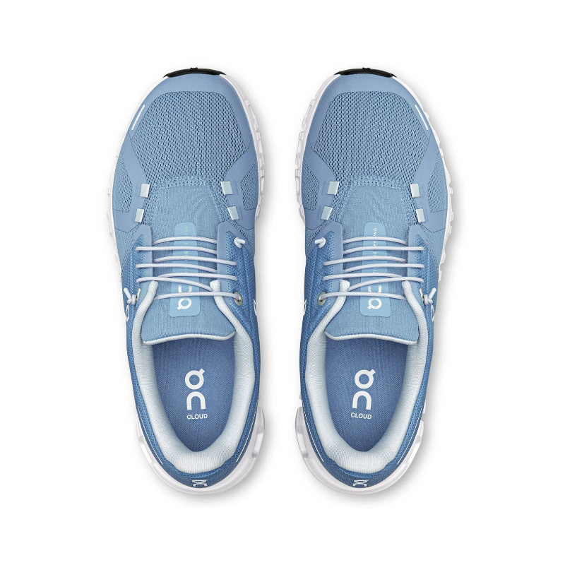 On Cloud 6 running Light/Blue/White