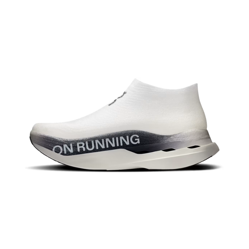 On Cloudboom Strike LS White/Black
