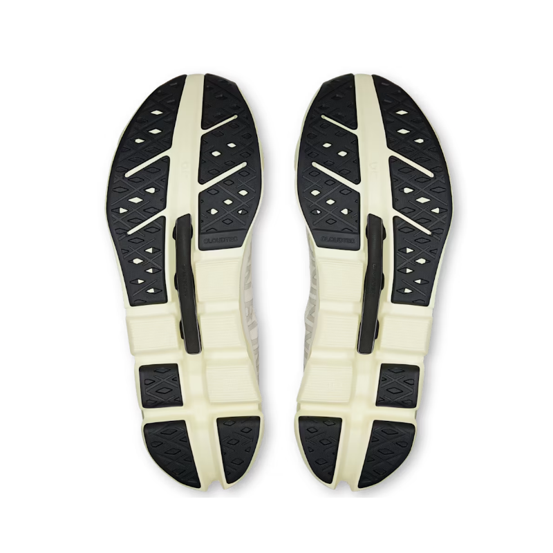 On Cloudflow 5 Ivory / Seedling or Ivory / Linen