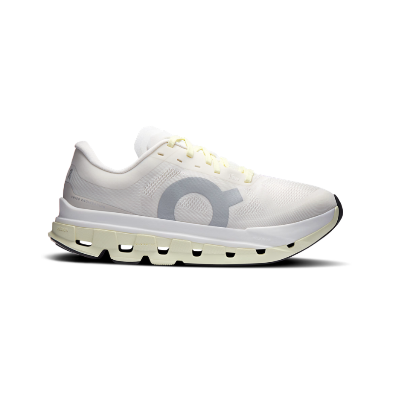 On Cloudflow 5 Ivory / Seedling or Ivory / Linen