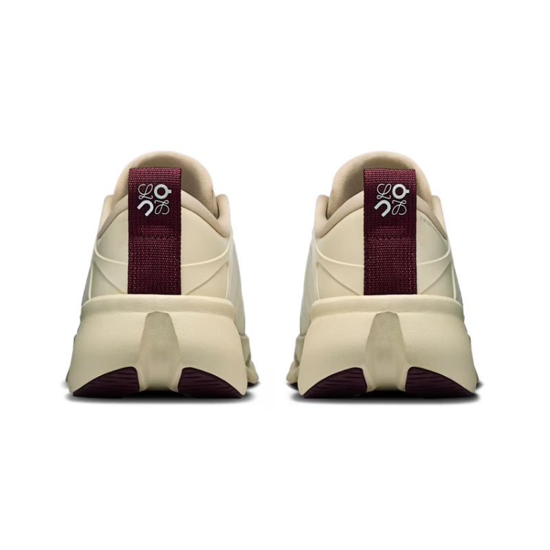 On Cloudsolo X LOEWE Sand | Burgundy