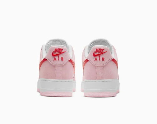 Nike air force 1 07 valentine's day