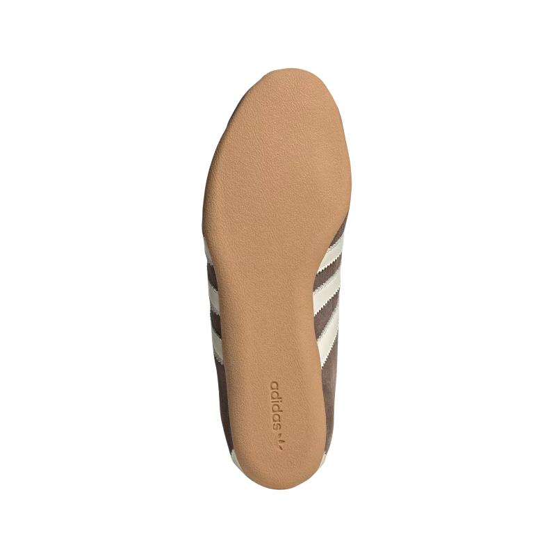 adidas Tokyo Earth Strata / Off White / Gum